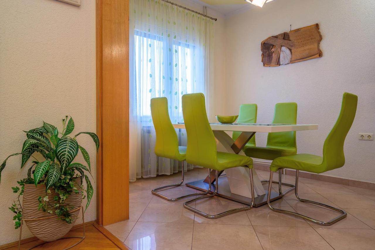 Apartments Juric Podstrana Exterior photo