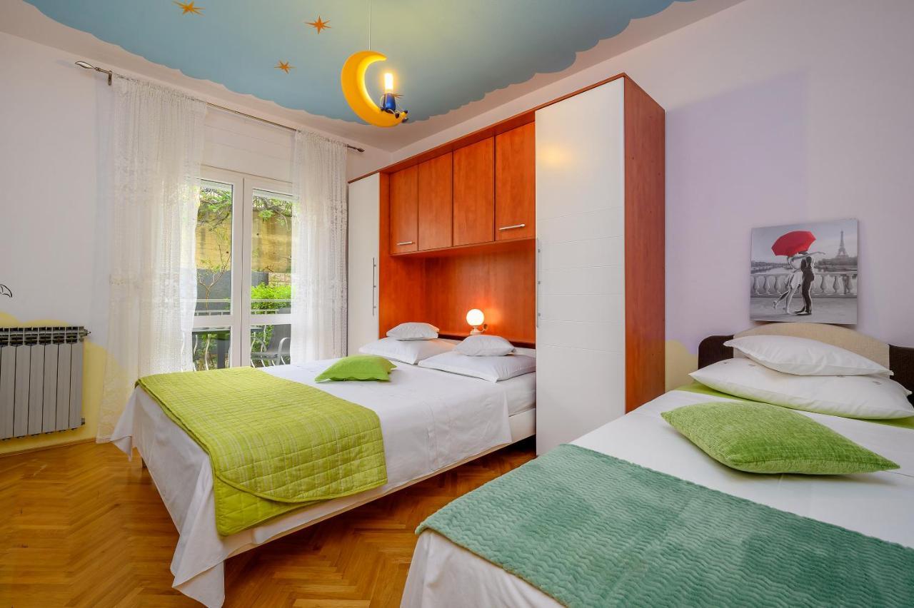 Apartments Juric Podstrana Exterior photo