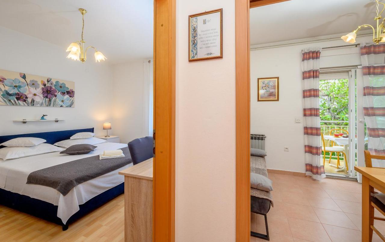Apartments Juric Podstrana Exterior photo